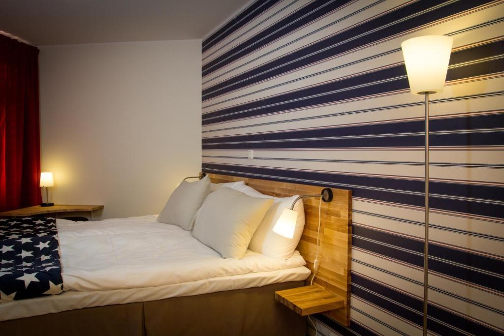 Kompassen Enköping Zimmer foto